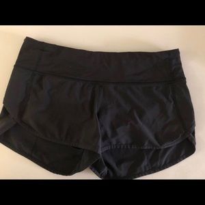 Lululemon speed up shorts  size 4